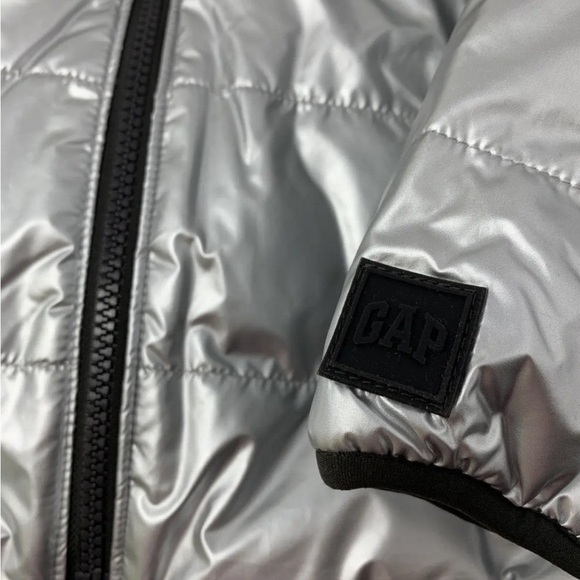 NWT 2T Gap reversible metallic Sherpa silver/grey winter coat - Picture 6 of 10